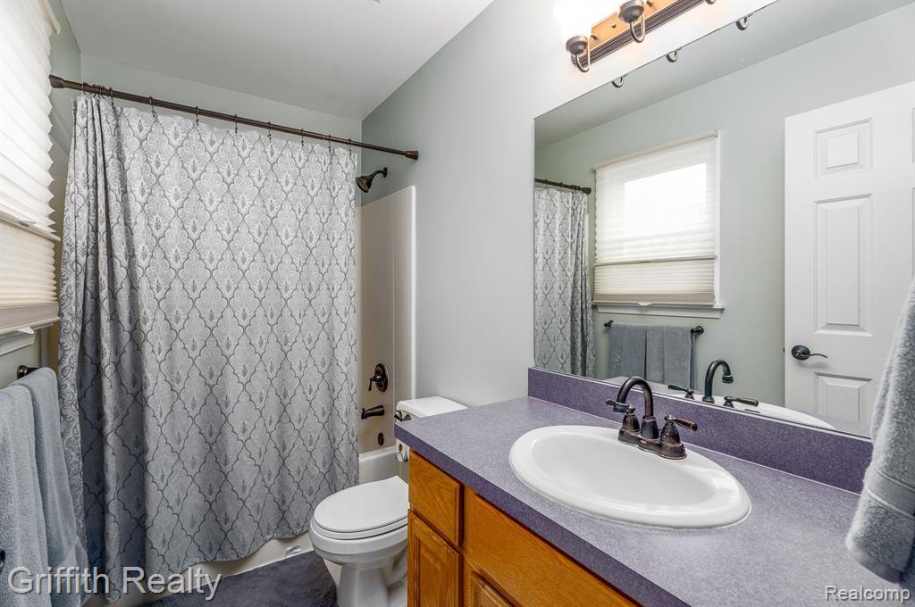 8854 Buchanan Road Brighton, MI 48116 - Photo 23 of 48