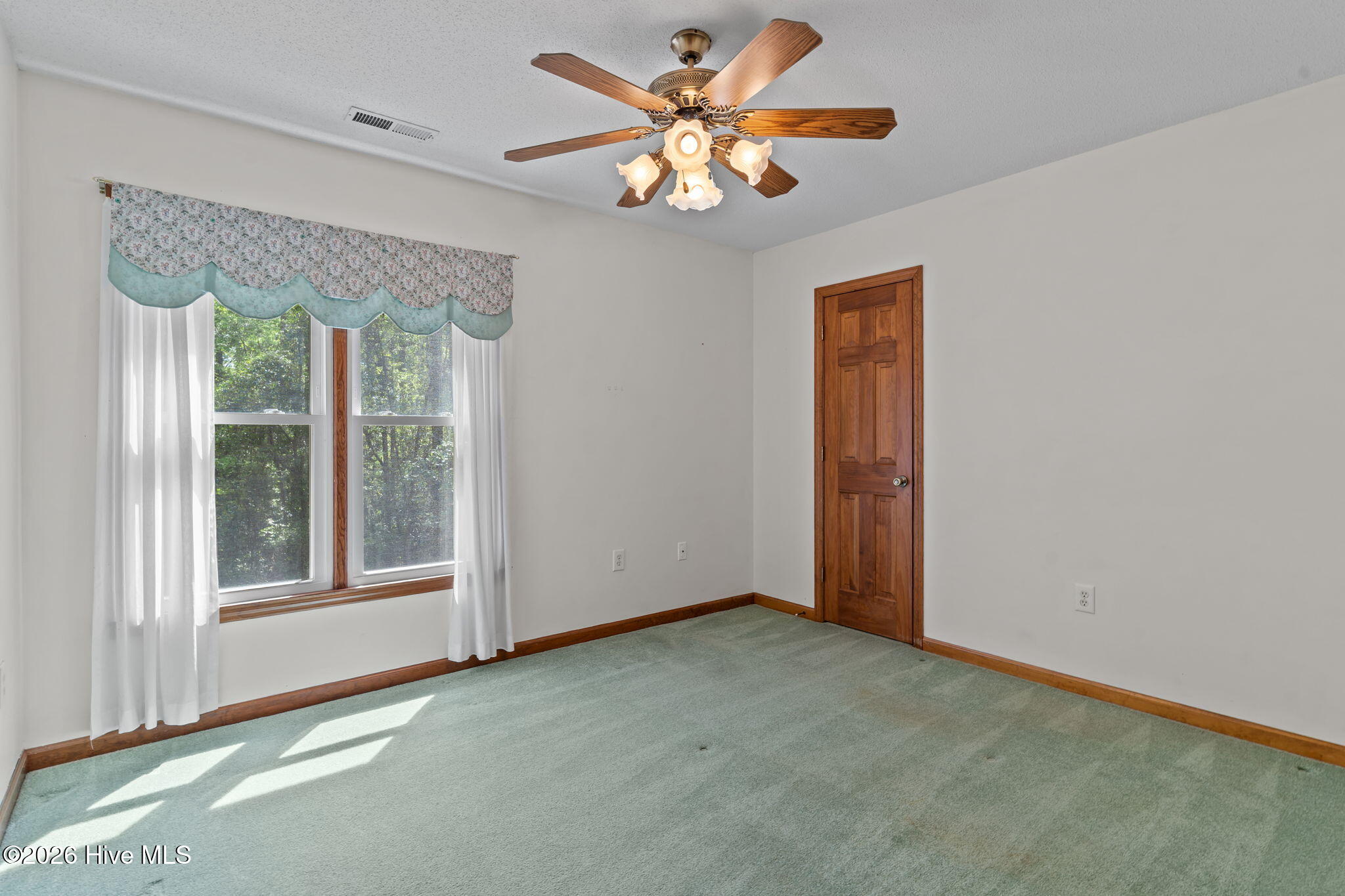 10224 Timber Ridge Court Southeast Leland, NC 28451 - Photo 31 of 55 32-web-or-mls-DSC03548