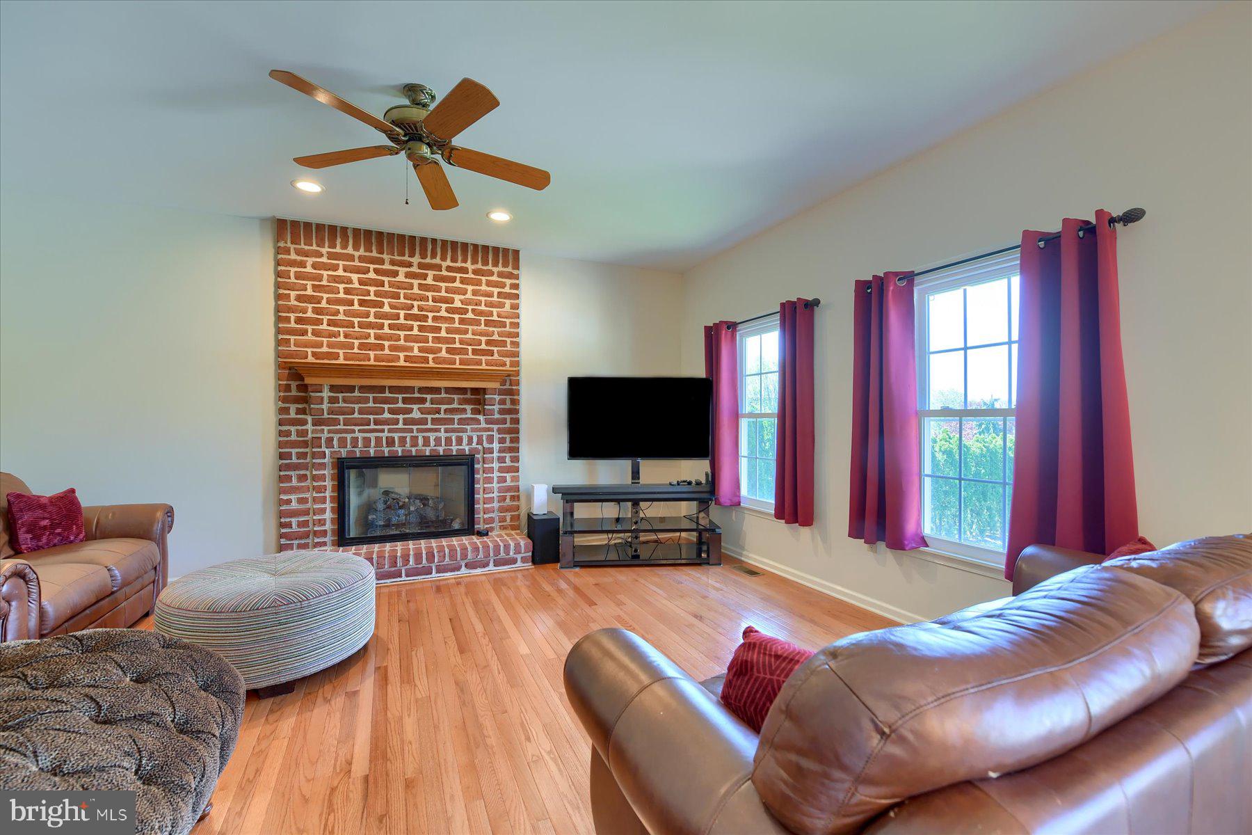 6525 Windmere Road Harrisburg, PA 17111 - Photo 15 of 65 Family Room