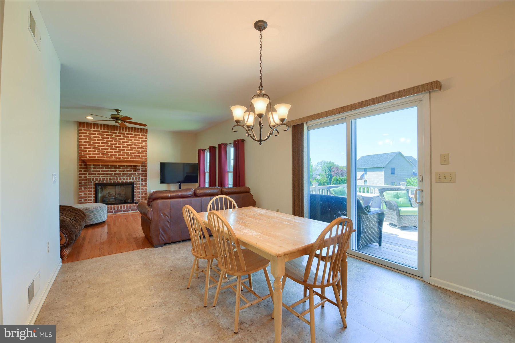 6525 Windmere Road Harrisburg, PA 17111 - Photo 17 of 65 Dining Area