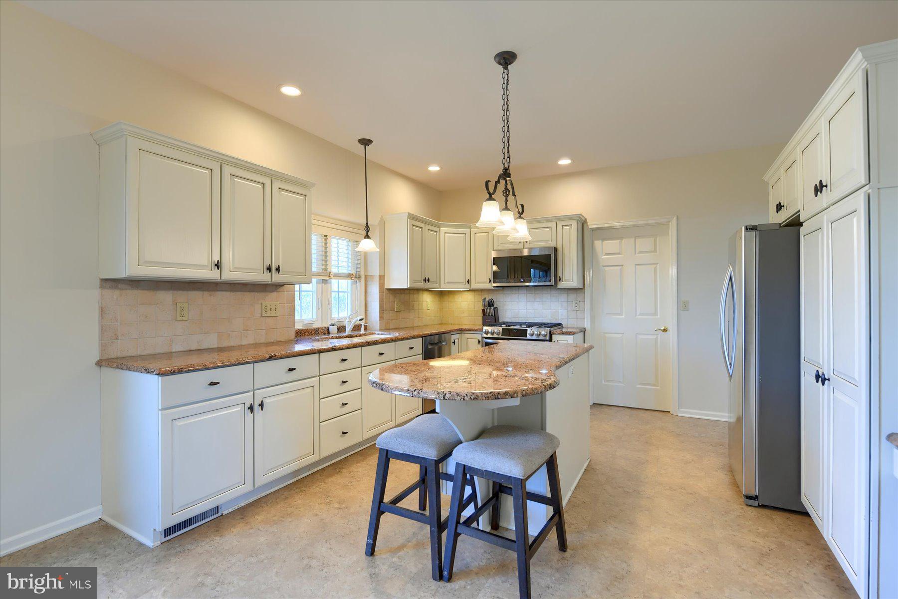 6525 Windmere Road Harrisburg, PA 17111 - Photo 19 of 65 Kitchen