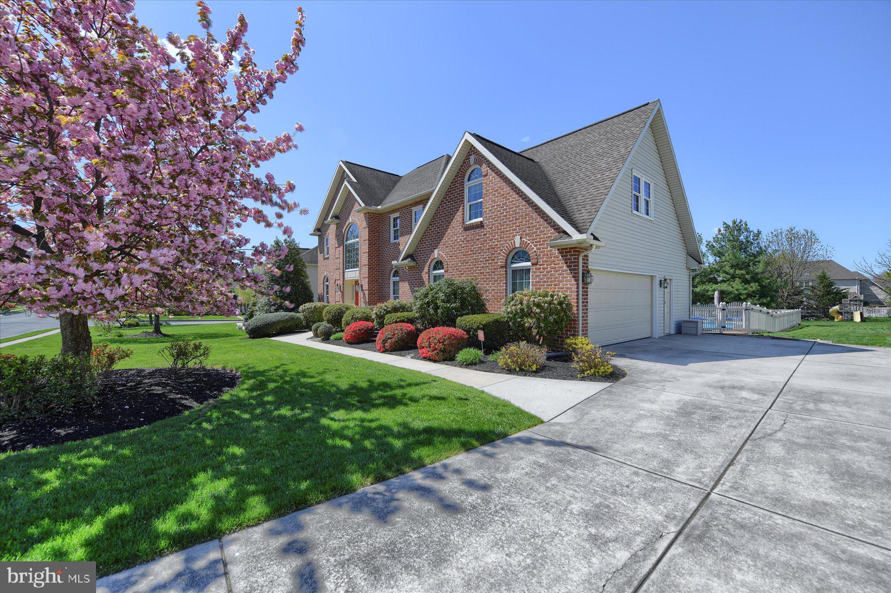 6525 Windmere Road Harrisburg, PA 17111 - Photo 4 of 65 Front/Side