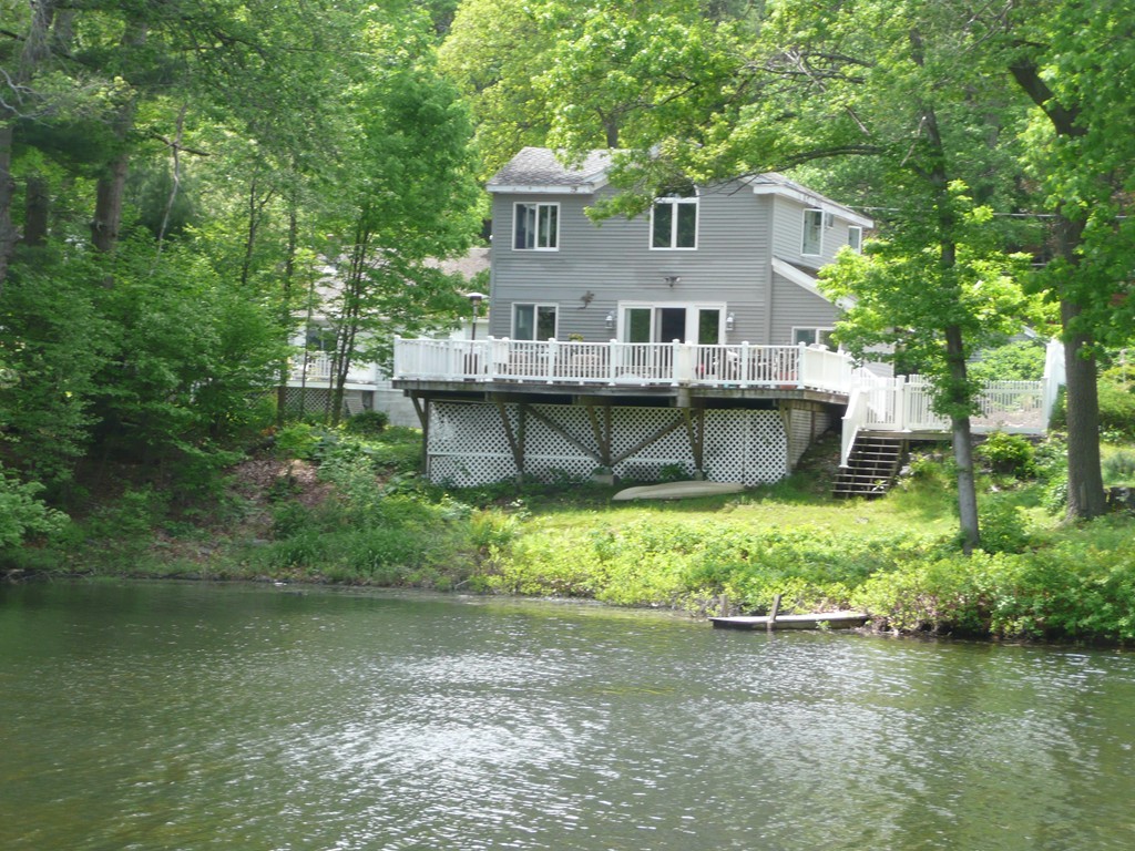 19 Golden Hills Road Saugus, MA 01906 - Photo 1 of 29 Gallery Image 1