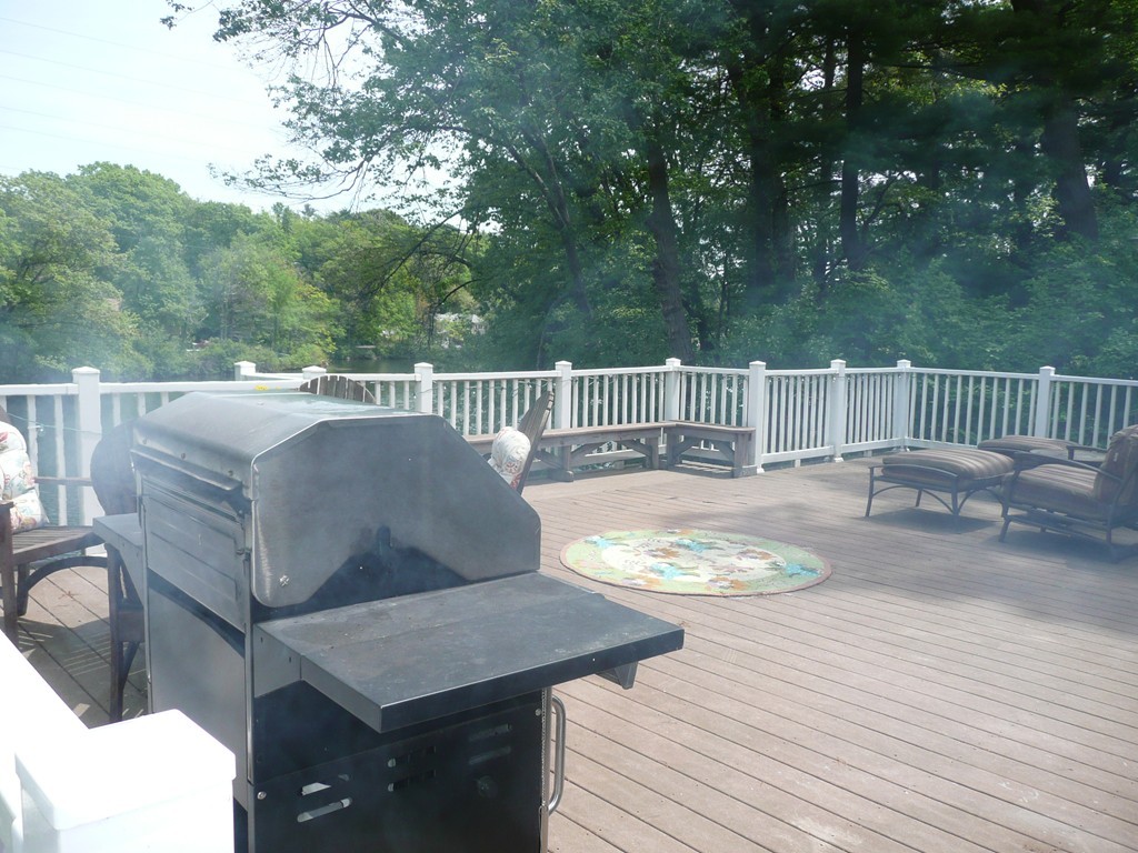 19 Golden Hills Road Saugus, MA 01906 - Photo 6 of 29 Gallery Image 6