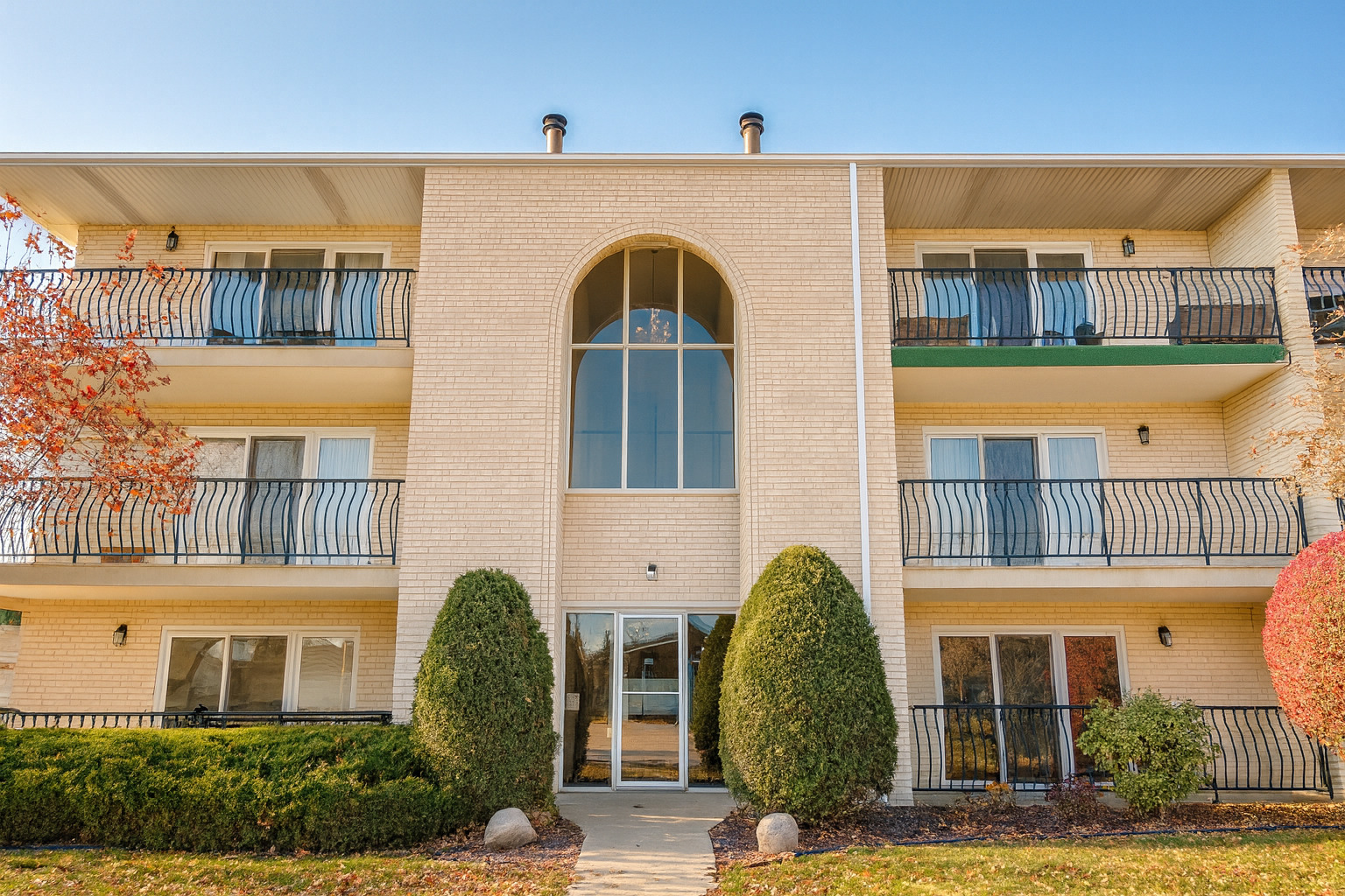 9250 Beloit Avenue, Unit 104 Bridgeview, IL 60455 - Photo 12 of 14 front view of a building