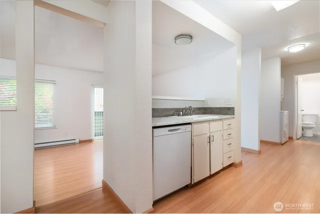 $234,950 | 18102 15th Avenue Northeast, Unit A302, Shoreline, WA 98155