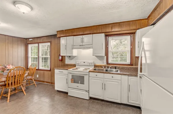 $144,900 | 306 West James Street, Mullins, SC 29574