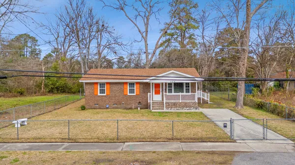 $144,900 | 306 West James Street, Mullins, SC 29574