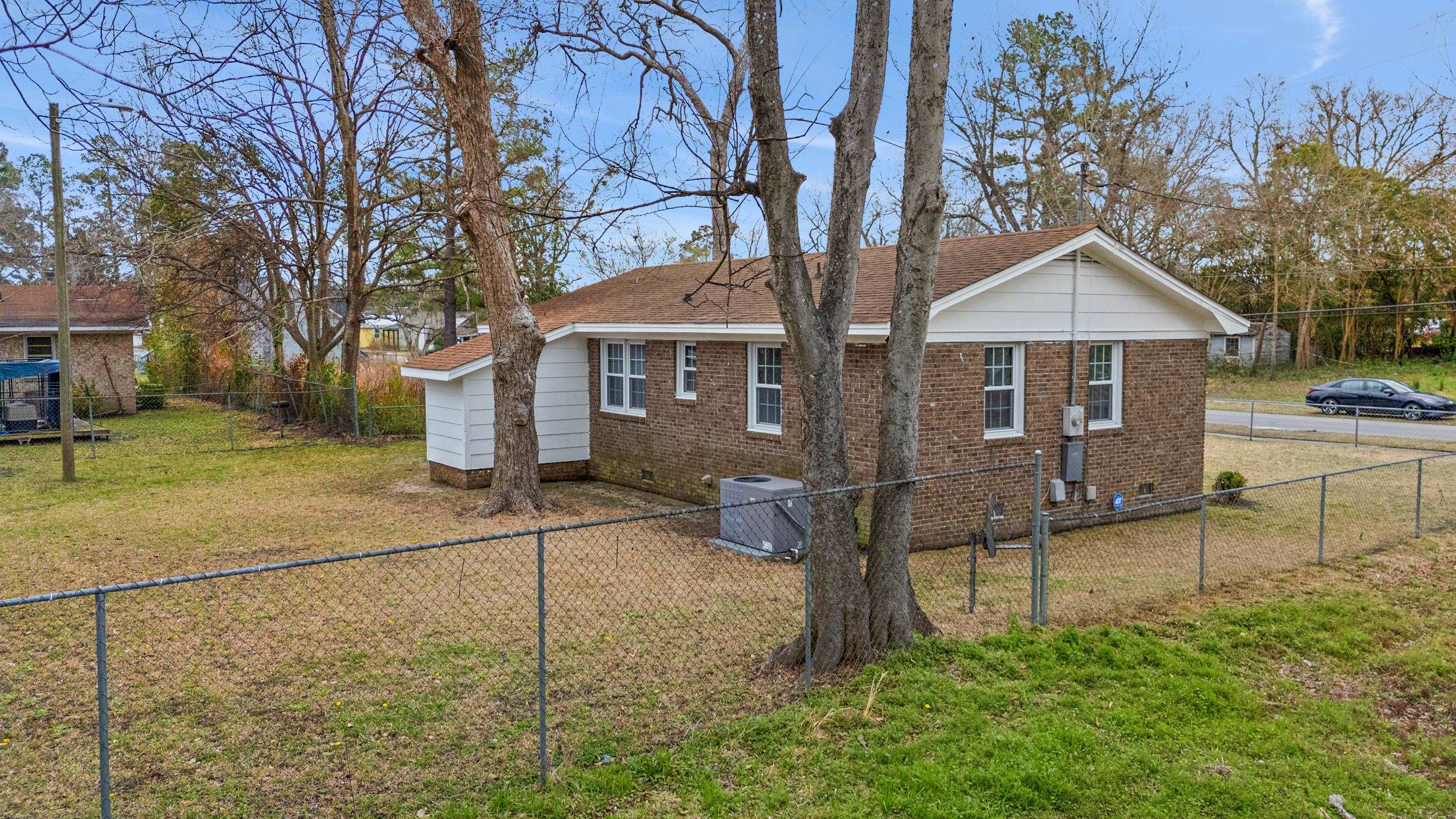 306 West James Street Mullins, SC 29574 - Photo 24 of 31