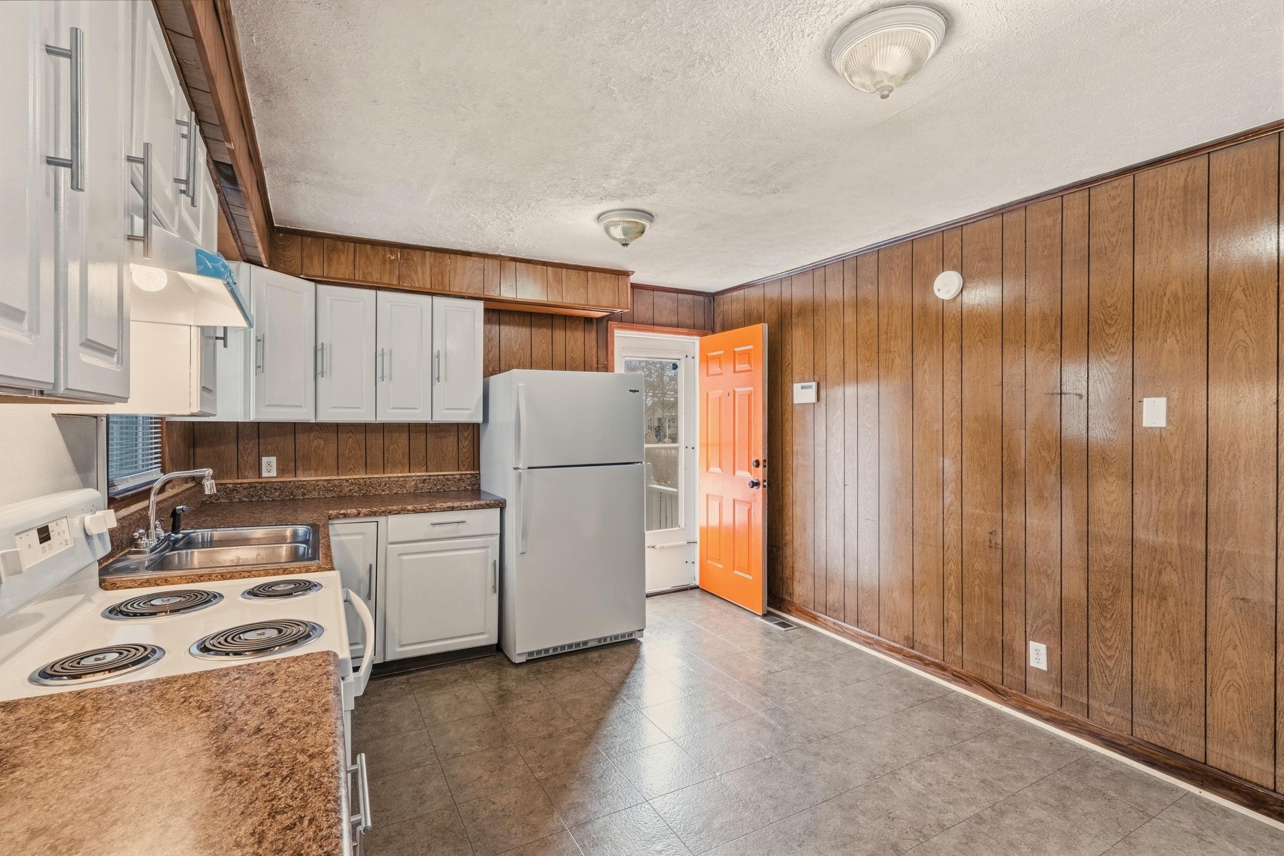 306 West James Street Mullins, SC 29574 - Photo 3 of 31