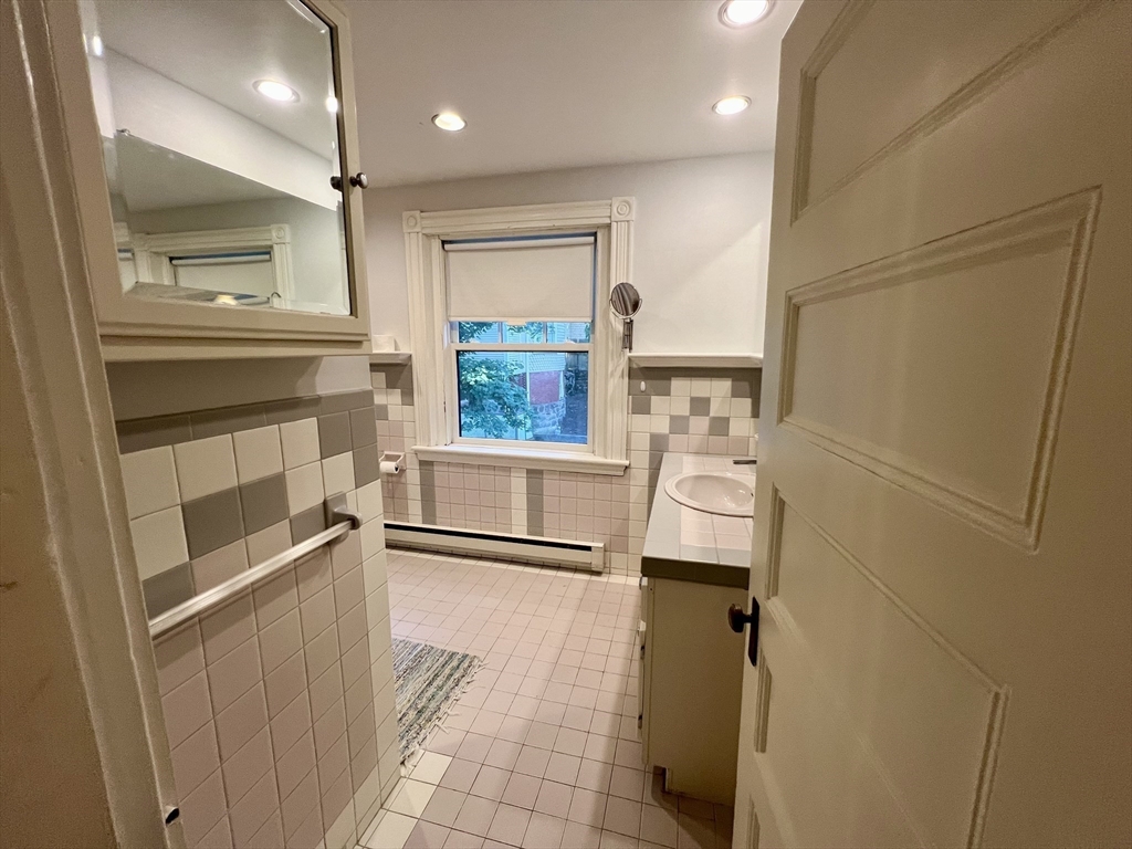 684 Washington Street, Unit 1 Brookline, MA 02446 - Photo 24 of 30