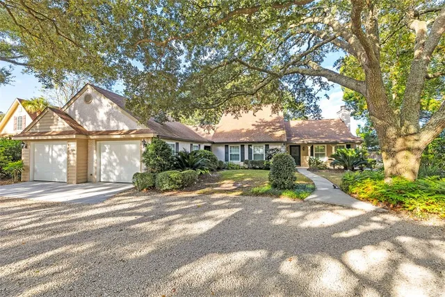 $1,600,000 | 107 Arthur J Moore Drive, St. Simons Island, GA 31522