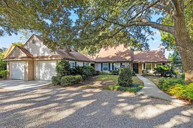$1,600,000 | 107 Arthur J Moore Drive, St. Simons Island, GA 31522