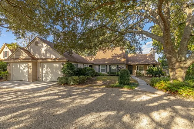 $1,600,000 | 107 Arthur J Moore Drive, St. Simons Island, GA 31522