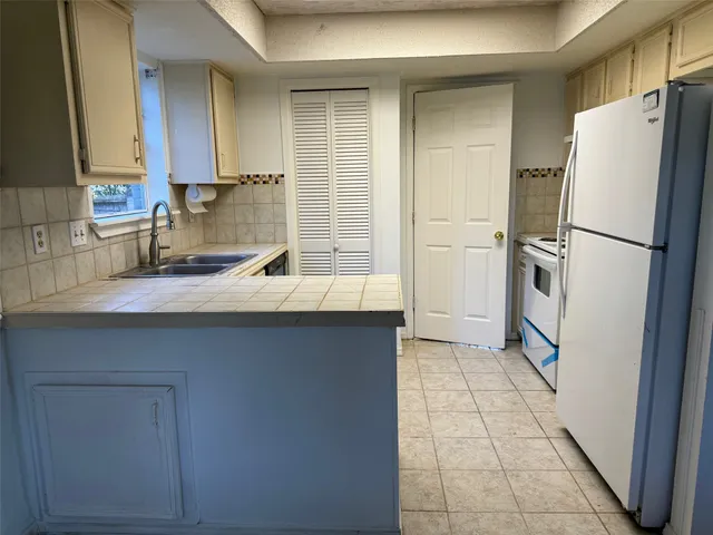 $399,900 | 12800 Irongate Avenue, Austin, TX 78727