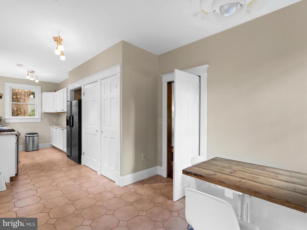 4800 Ravenswood Road Riverdale, MD 20737 - Photo 14 of 41 Gallery Image 14