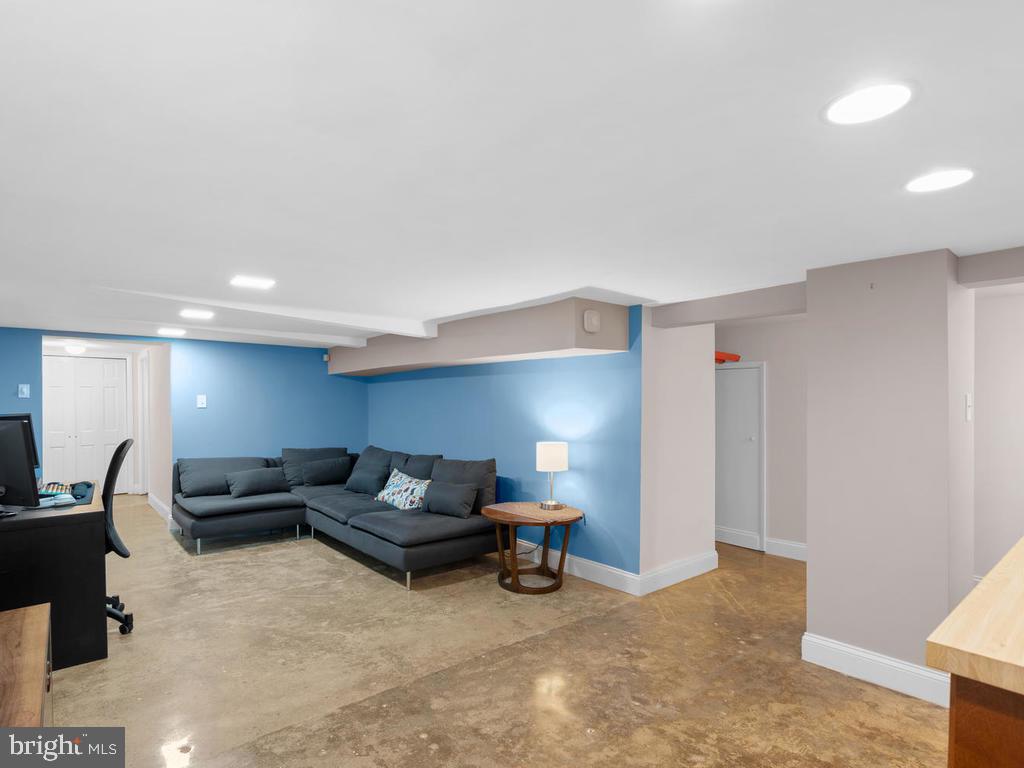 4800 Ravenswood Road Riverdale, MD 20737 - Photo 23 of 41 Gallery Image 23