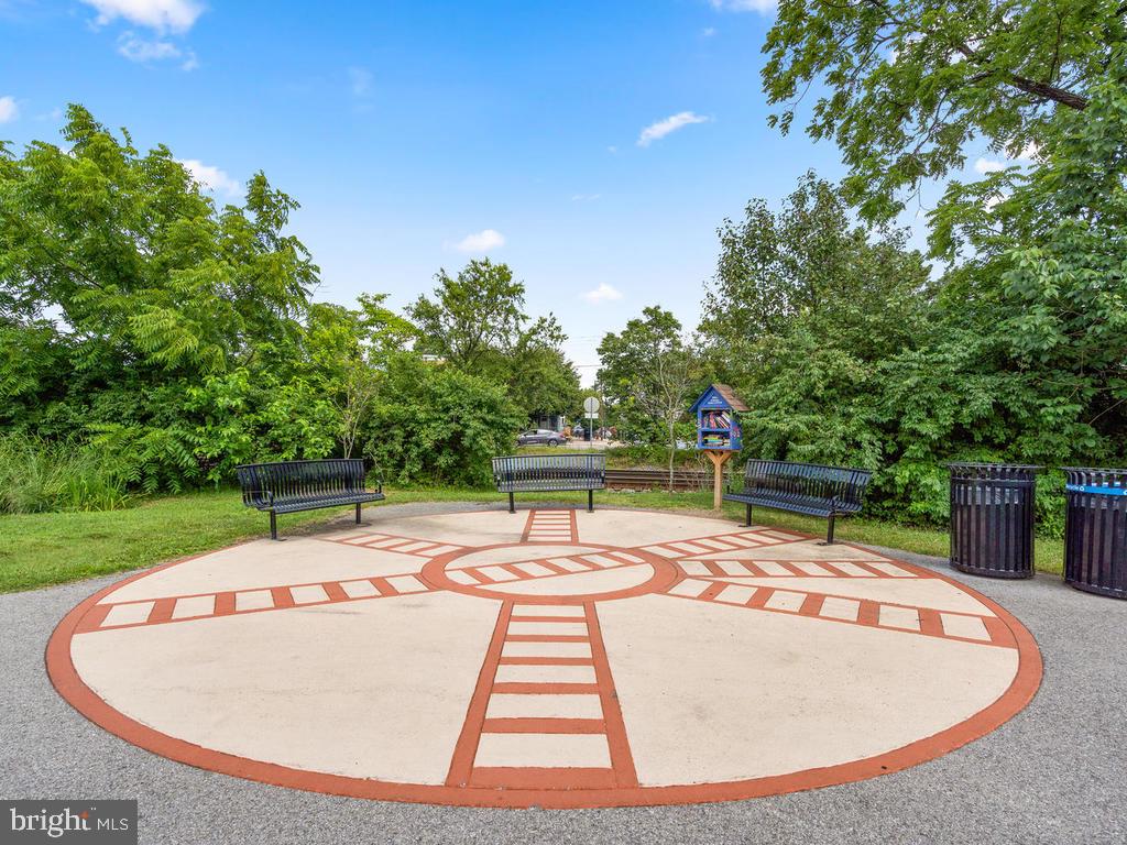 4800 Ravenswood Road Riverdale, MD 20737 - Photo 40 of 41 Gallery Image 40