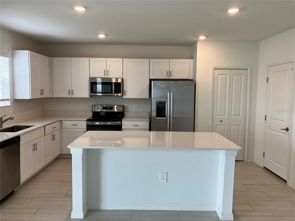 13259 Palmerston Road Riverview, FL 33579 - Photo 15 of 59