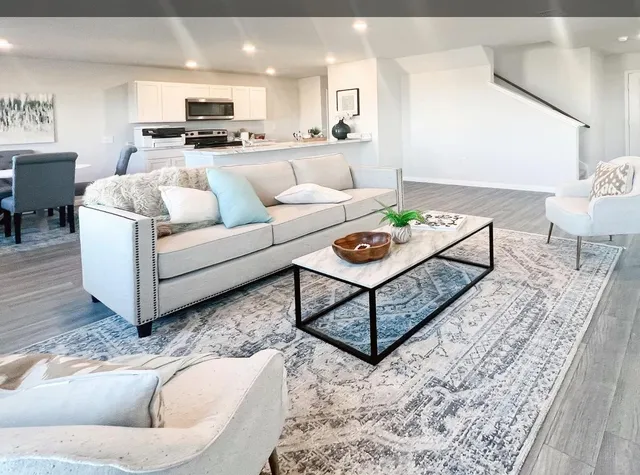 $239,990 | 220 Stoney Ridge, Hudson, TX 75904