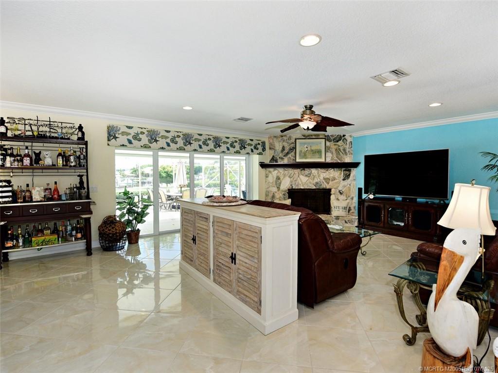 2645 Northwest S Shore Road Stuart, FL 34994 - Photo 15 of 51 Gallery Image 15