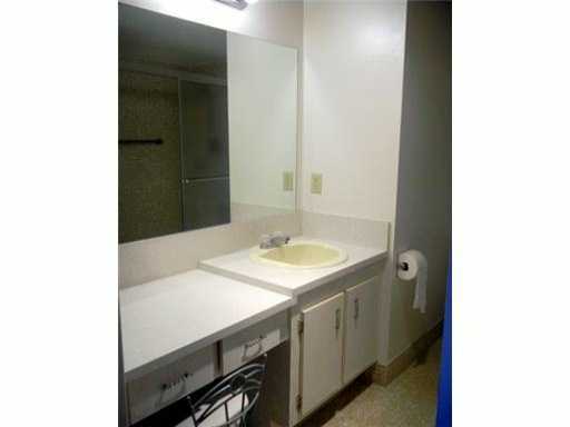 3040 Hythe A, Unit 3040 Boca Raton, FL 33434 - Photo 8 of 16 Additional Photo