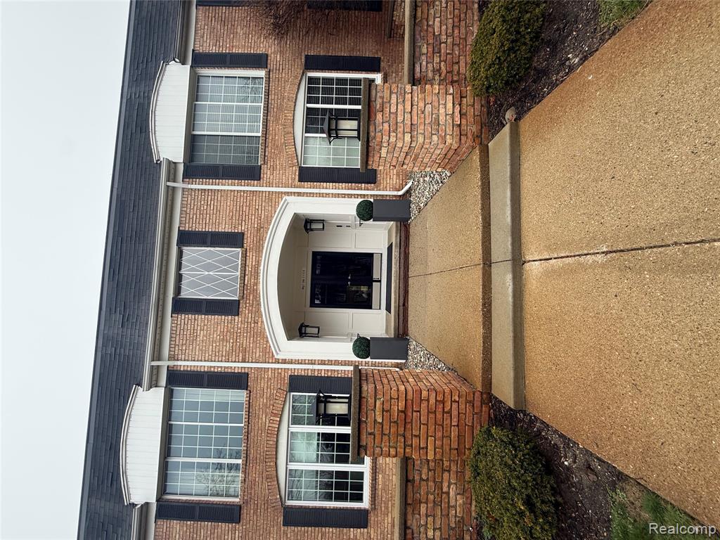 150 East Long Lake Road Bloomfield Hills, MI 48304 - Photo 1 of 22