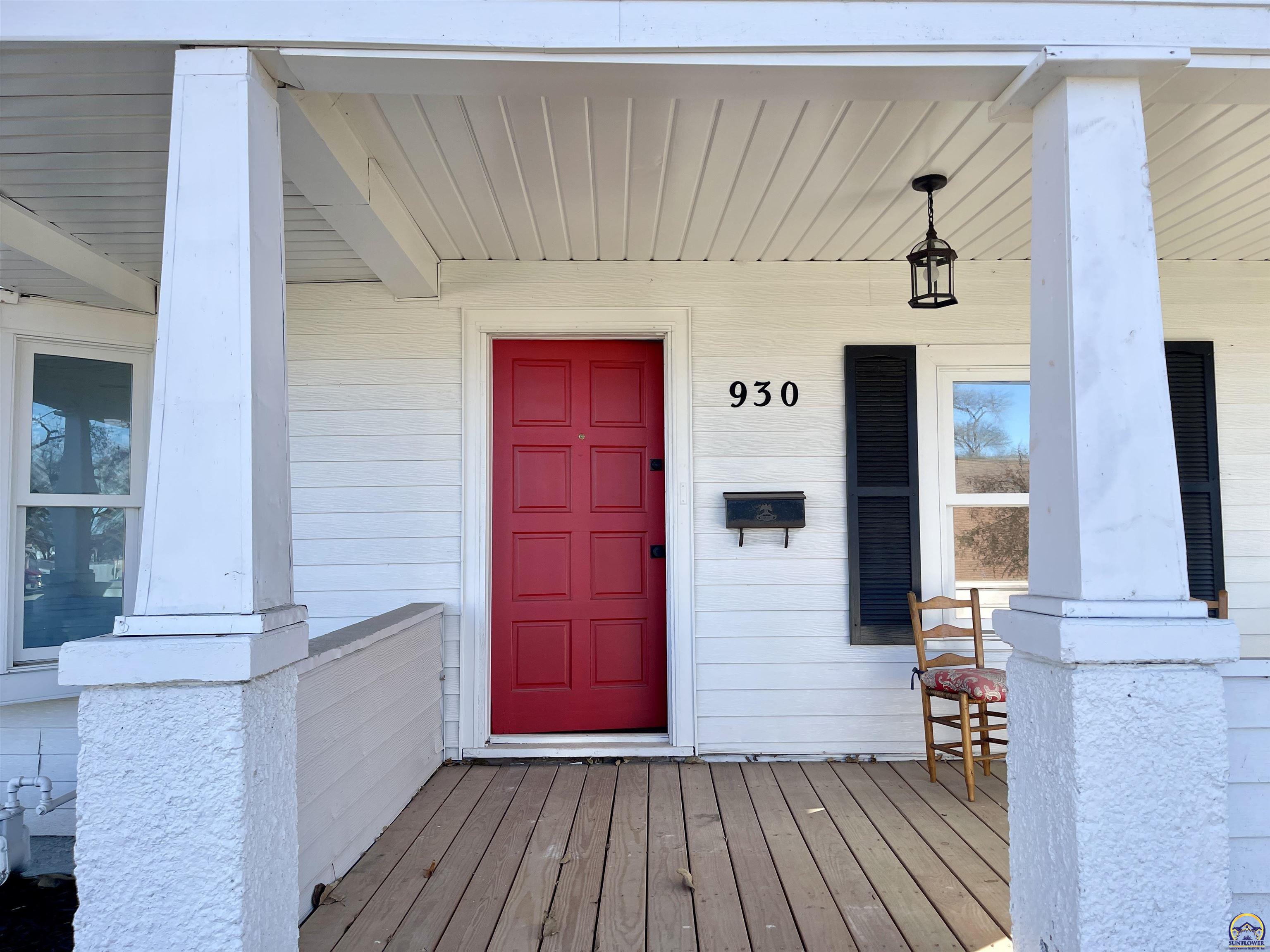 930 Northwest Harrison Street Topeka, KS 66608 - Photo 3 of 40