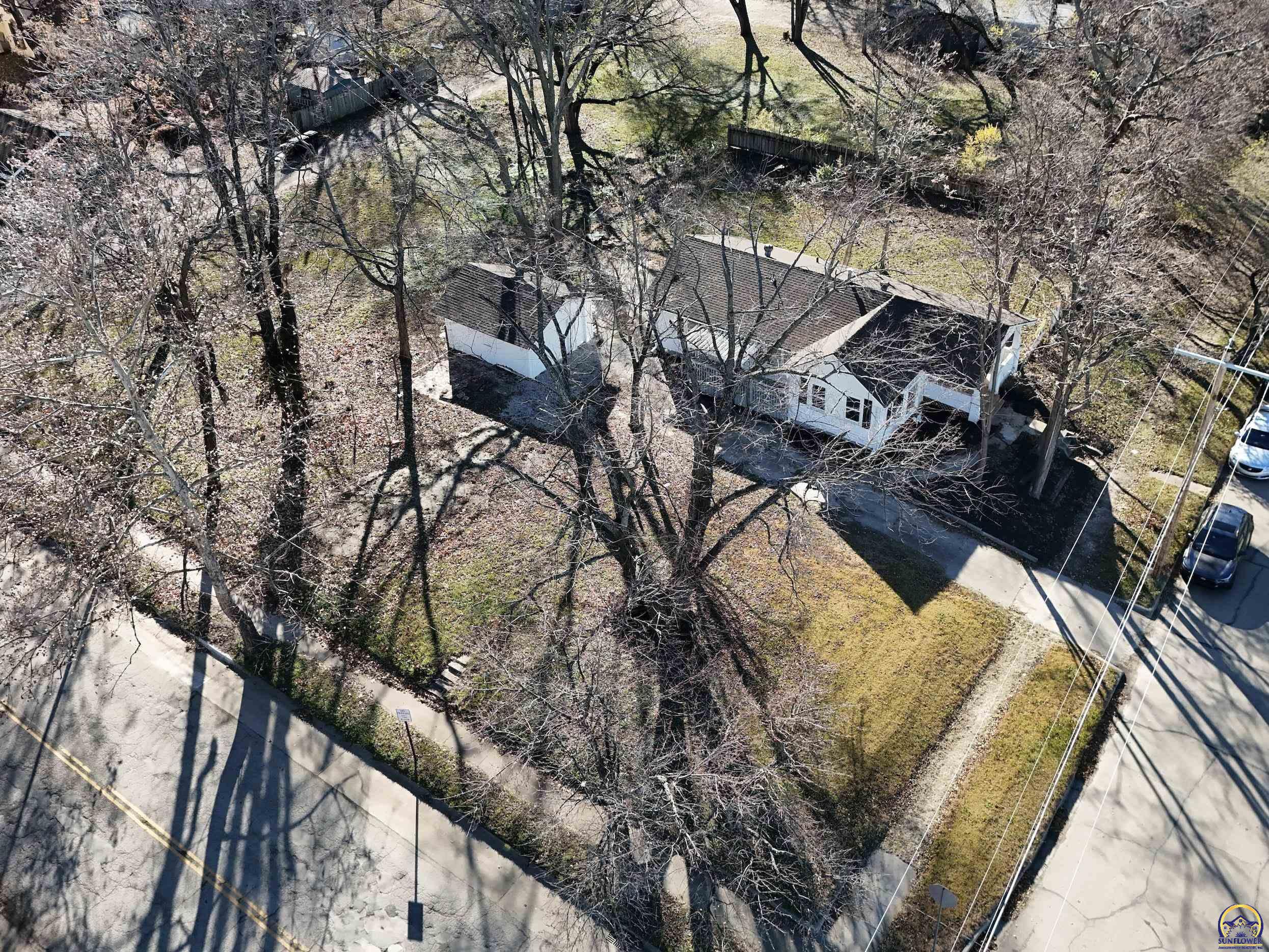 930 Northwest Harrison Street Topeka, KS 66608 - Photo 39 of 40