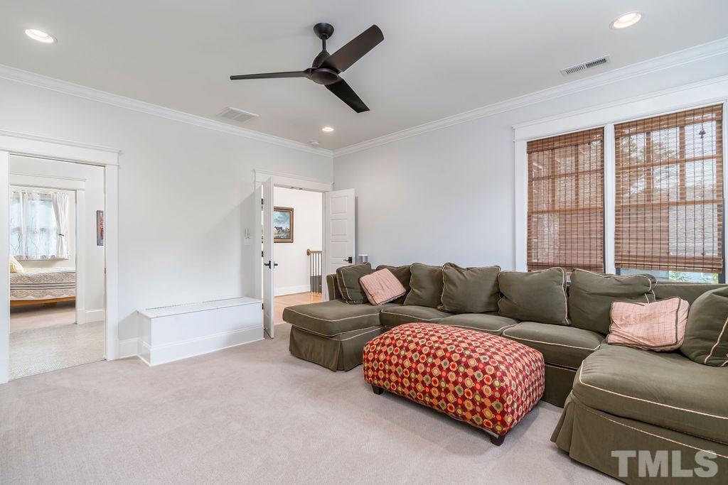 3724 Manorbrook Road Raleigh, NC 27607 - Photo 9 of 27 Gallery Image 9