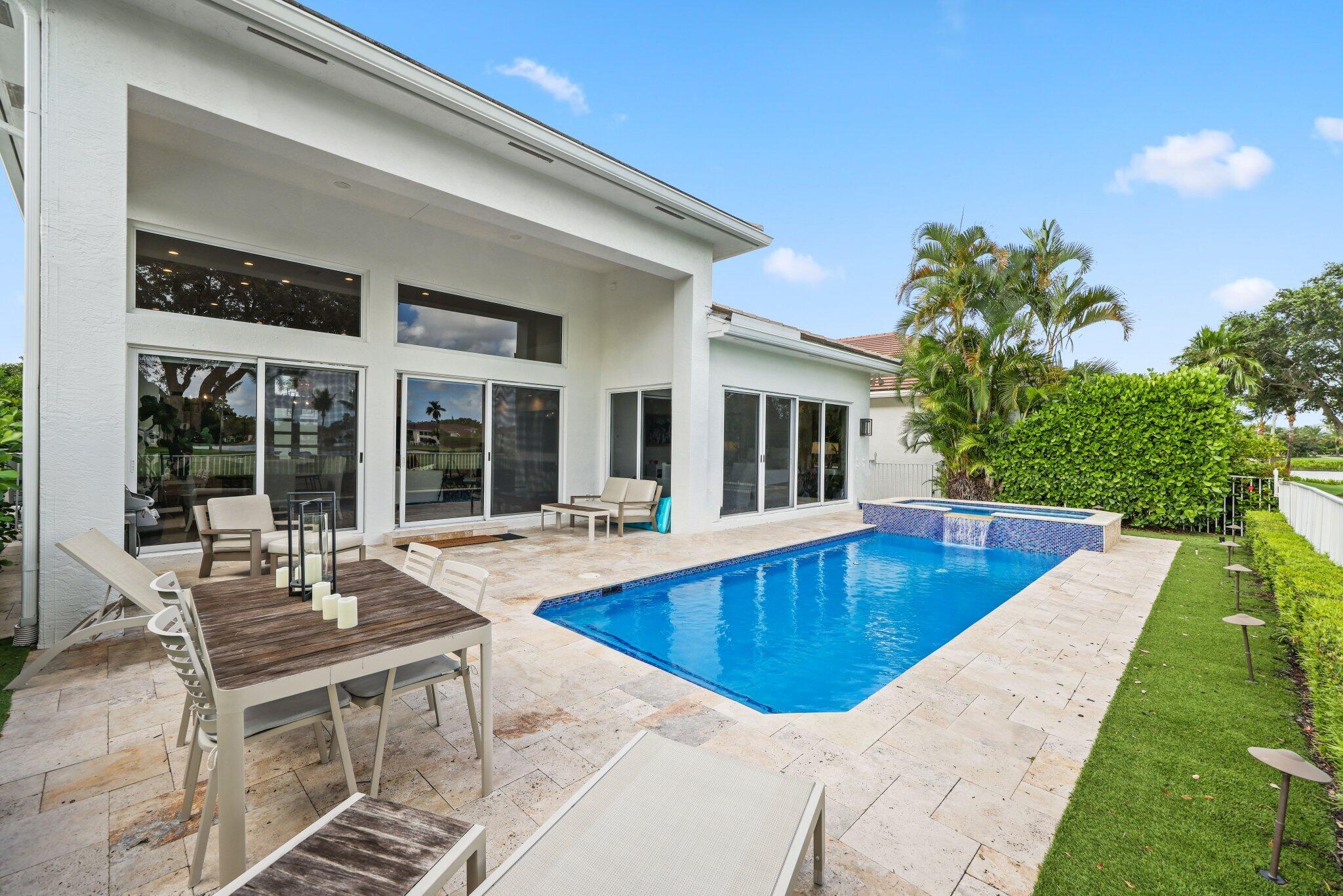 4110 Briarcliff Circle Boca Raton, FL 33496 - Photo 3 of 6 4110 Briarcliff Circle - POOL