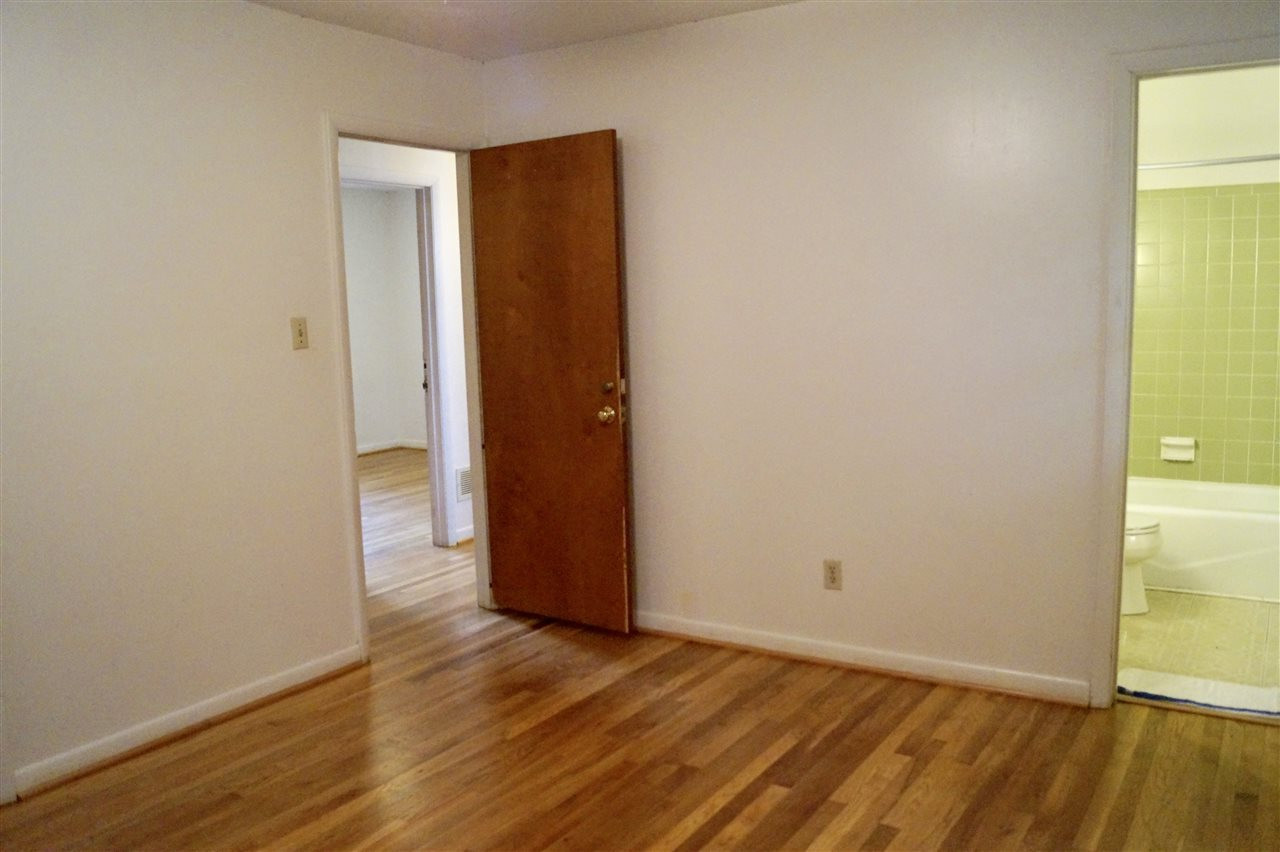 5105 Kaplan Drive Raleigh, NC 27606 - Photo 9 of 25 Photo 9
