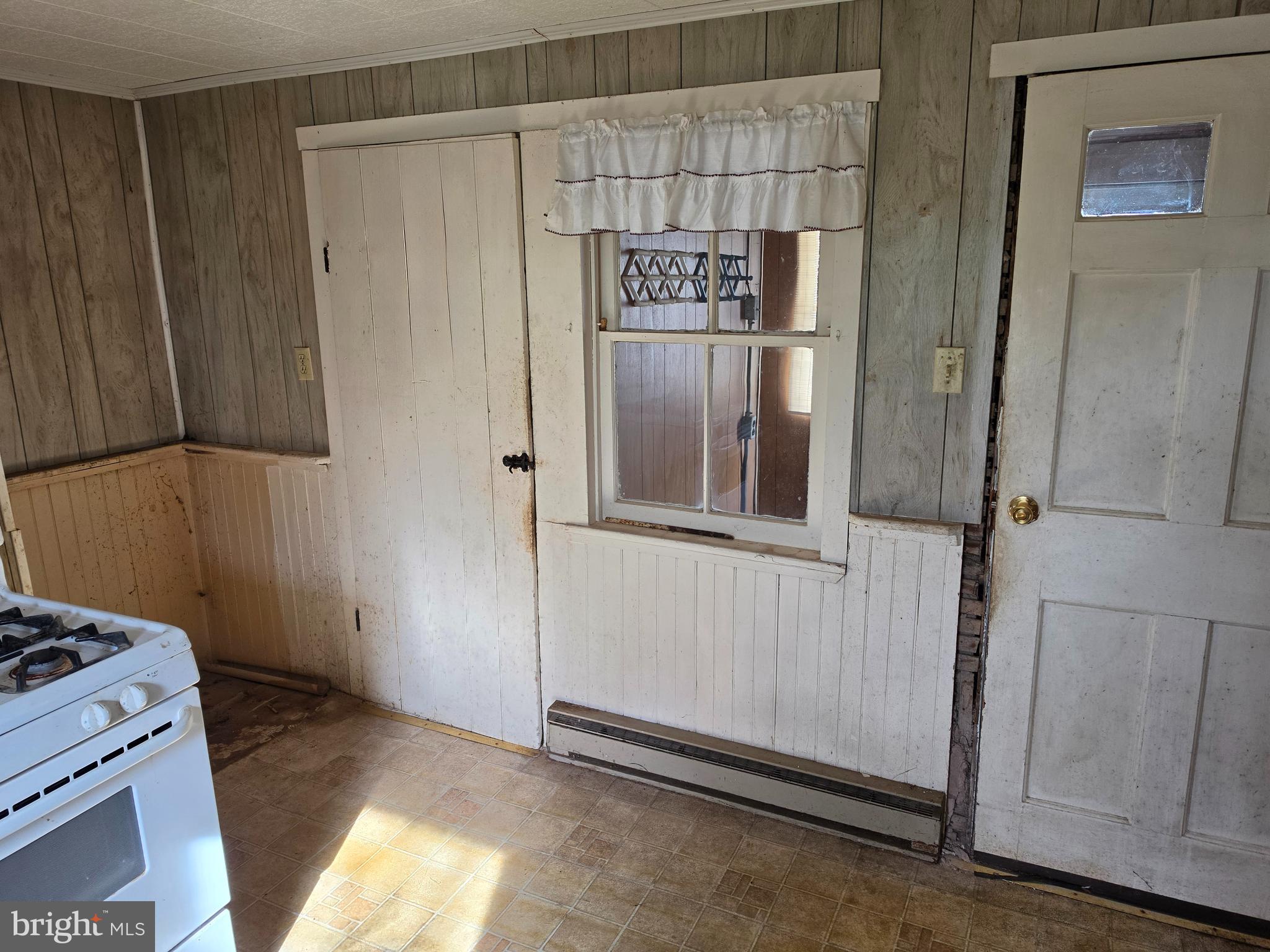 6018 Conover Road Taneytown, MD 21787 - Photo 8 of 18