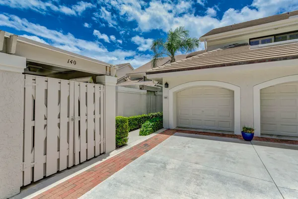 $8,000 | 3940 Back Bay Drive, Unit 140, Jupiter, FL 33477