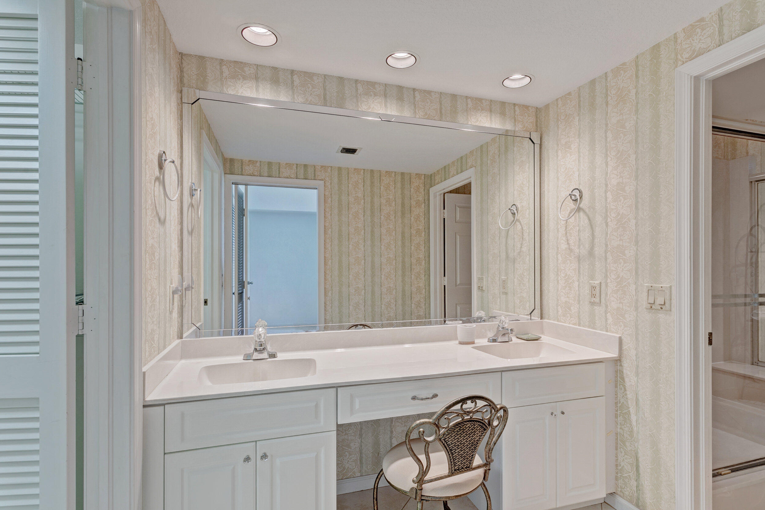 3940 Back Bay Drive, Unit 140 Jupiter, FL 33477 - Photo 21 of 27 33_320a9010