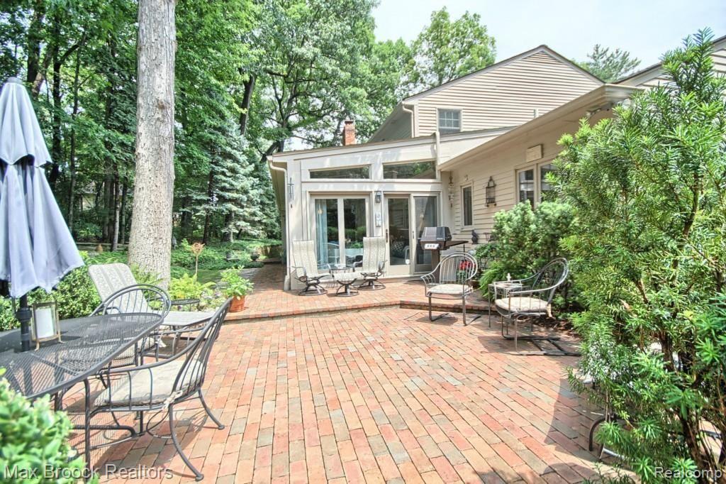 4686 Brightmore Road Bloomfield Hills, MI 48302 - Photo 41 of 42 Patio_2nd_View.jpg