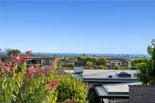 $11,495,000 | 621 Malabar Drive, Corona del Mar, CA 92625
