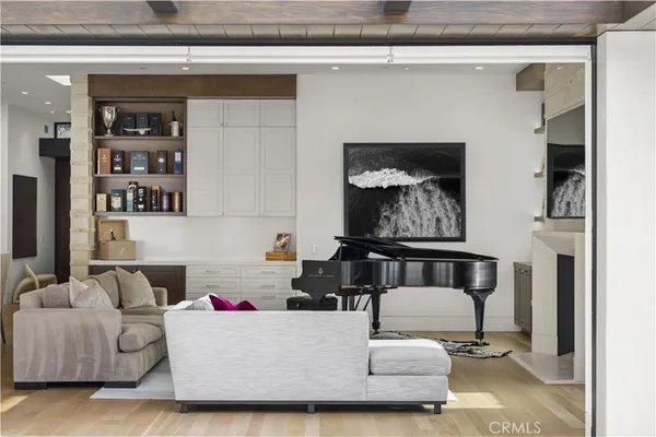 $11,495,000 | 621 Malabar Drive, Corona del Mar, CA 92625