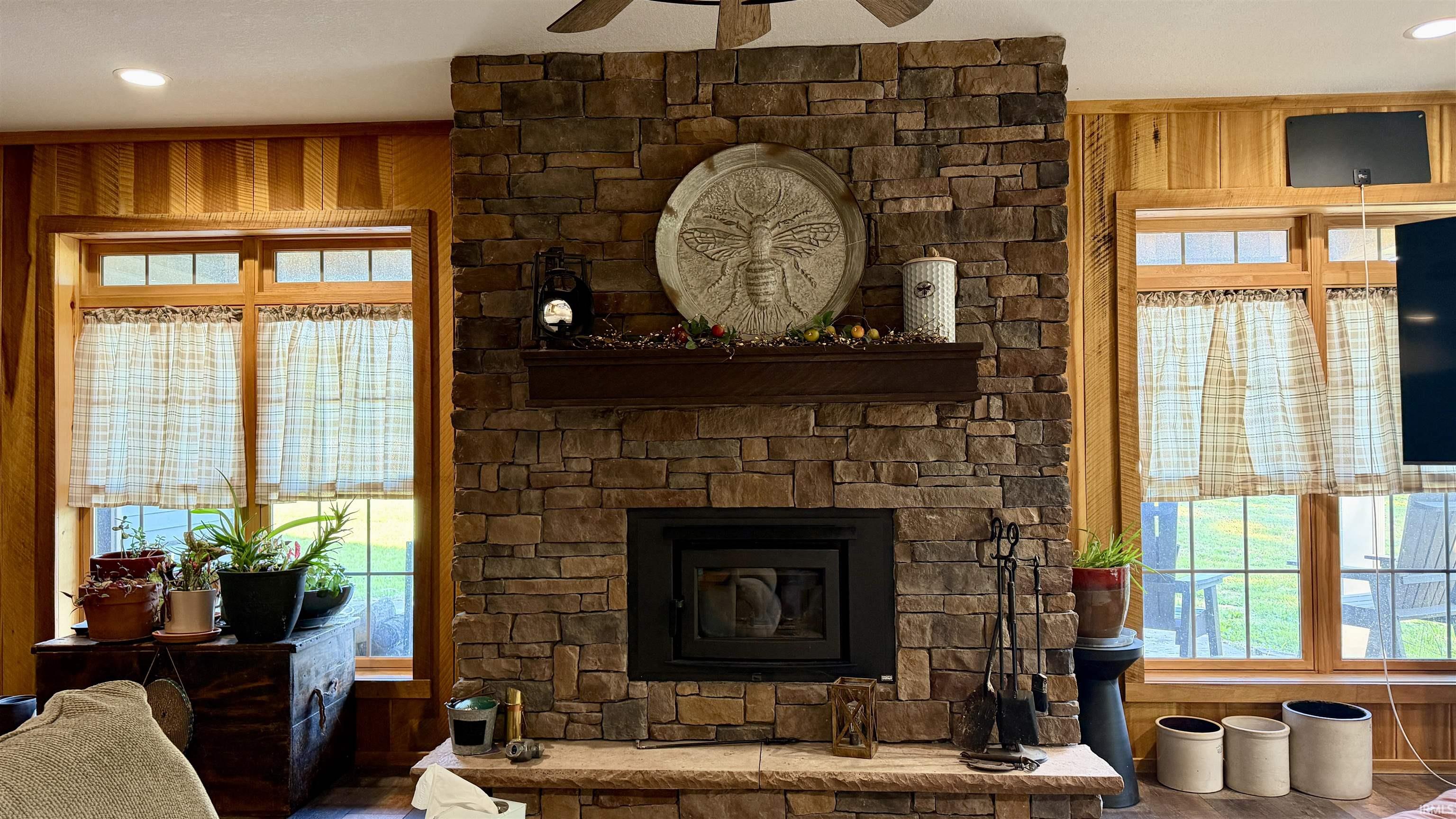 11925 Cates Road Wheatland, IN 47597 - Photo 7 of 33 Gallery Image 7