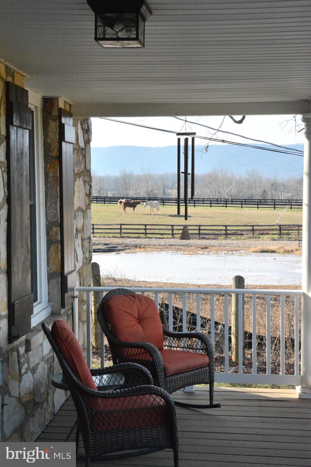 2620 Logmill Road Haymarket, VA 20169 - Photo 5 of 37 Relax on your spacious front porch