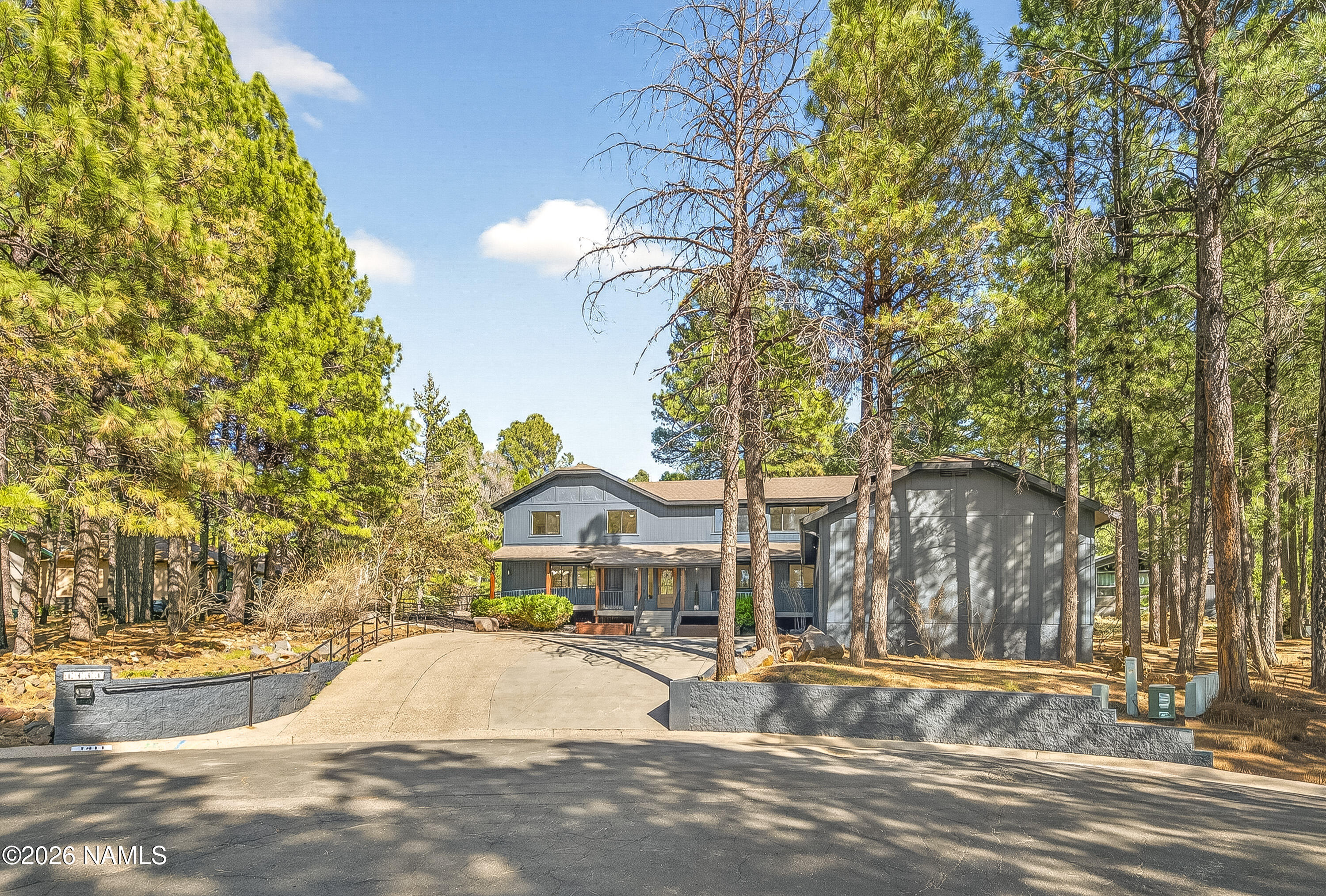1411 Inverrary Way Flagstaff, AZ 86004 - Photo 2 of 49 1411-inverrary-way-flagstaff-az-usa-001