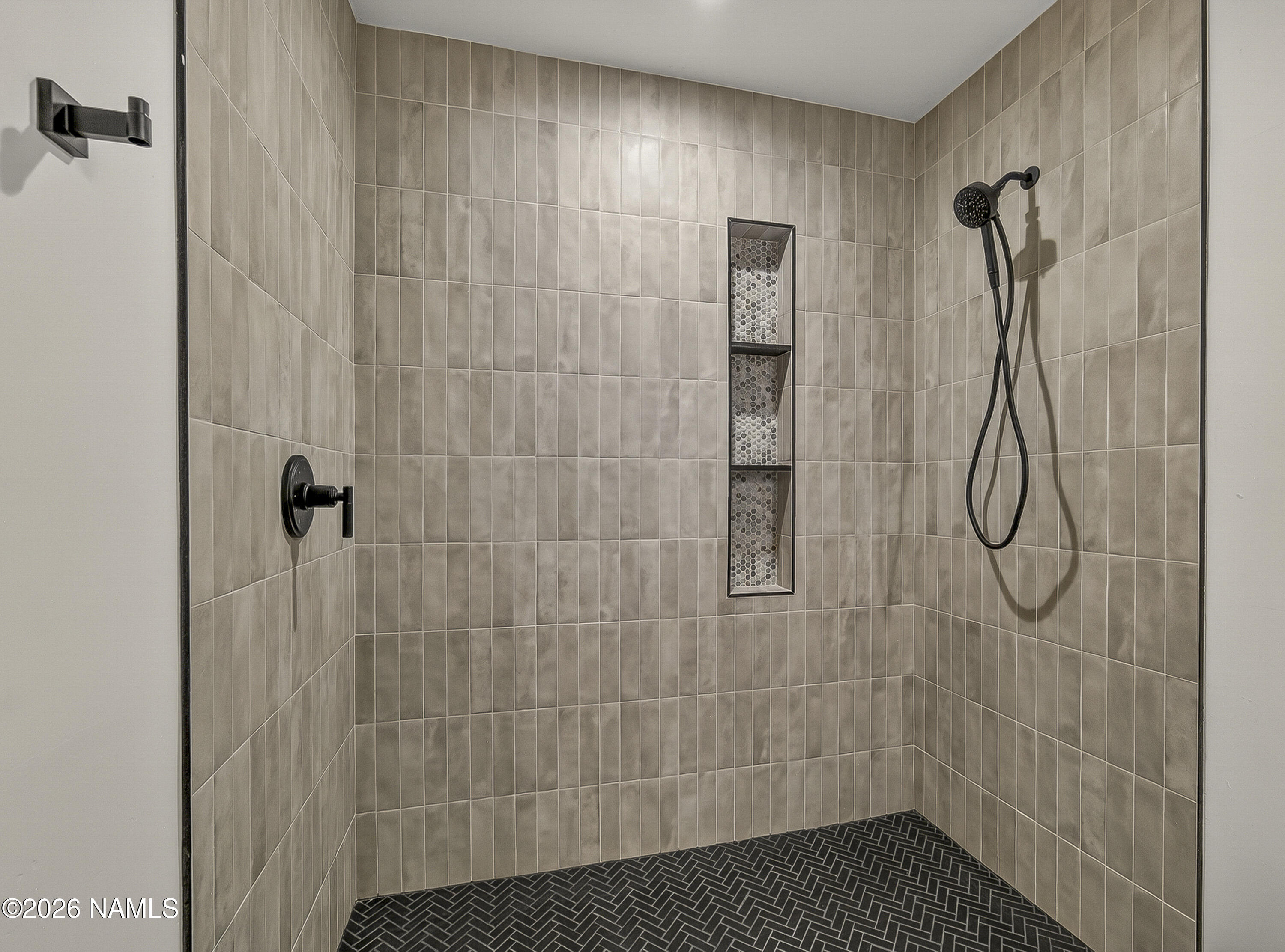 1411 Inverrary Way Flagstaff, AZ 86004 - Photo 21 of 49 bath 2