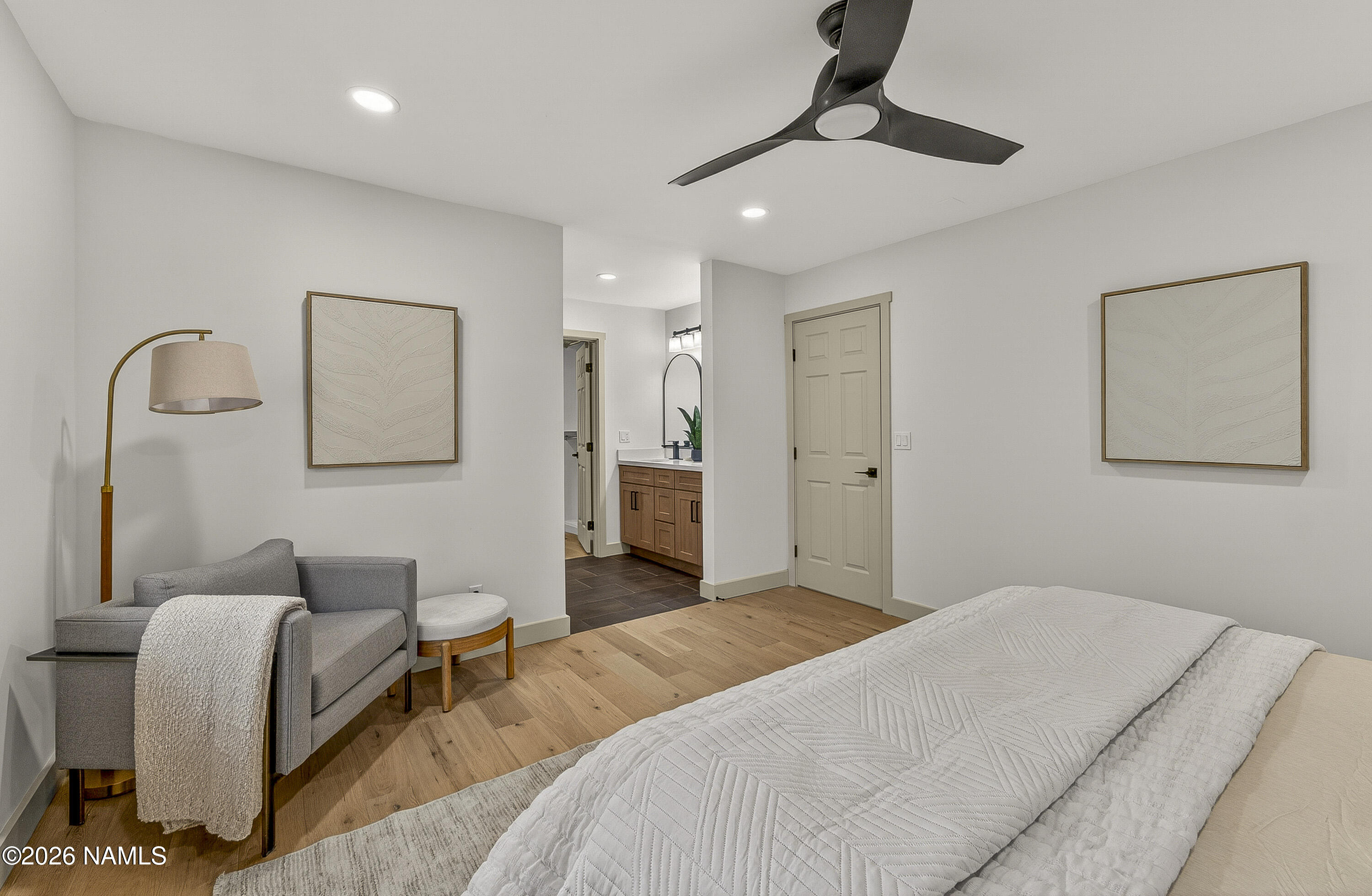 1411 Inverrary Way Flagstaff, AZ 86004 - Photo 27 of 49 primary suite