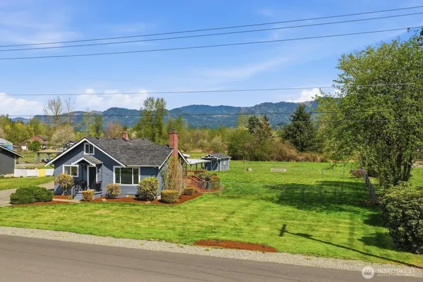 $629,000 | 43002 268th Avenue Southeast, Enumclaw, WA 98022