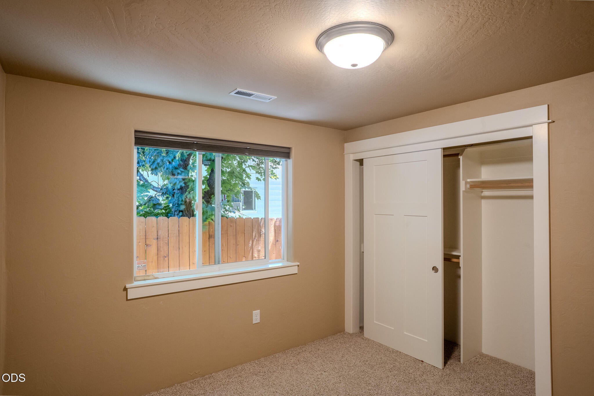 2196 Crestbrook Road Medford, OR 97504 - Photo 22 of 38