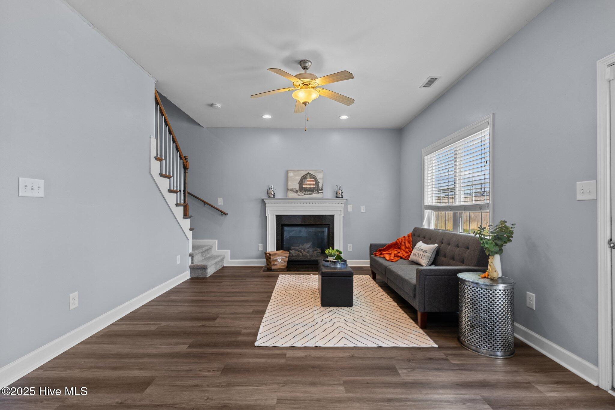 135 Rocktree Court Raeford, NC 28376 - Photo 18 of 42 23-web-or-mls-707A2399