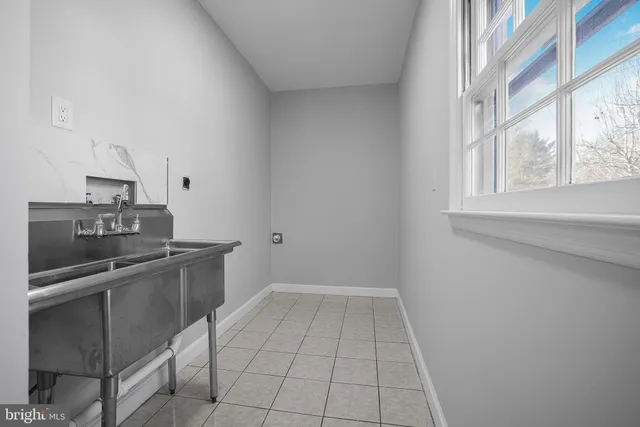 $639,000 | 2205 Dorval Road, Wilmington, DE 19810