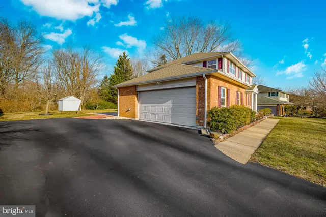 $639,000 | 2205 Dorval Road, Wilmington, DE 19810