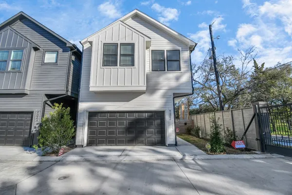 $2,395 | 9005 Laverne Oak Lane, Houston, TX 77080