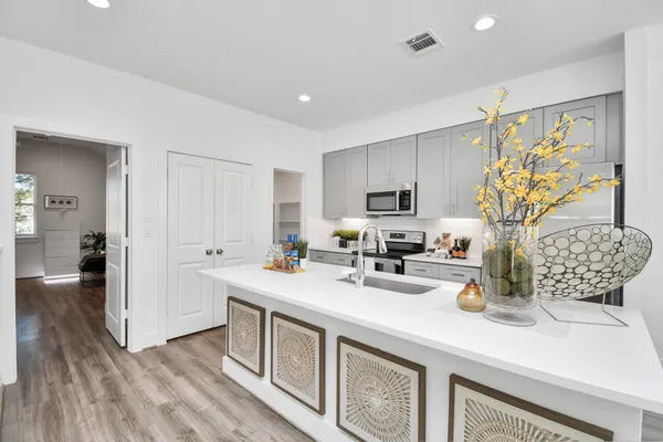 $2,495 | 9005 Laverne Oak Lane, Houston, TX 77080